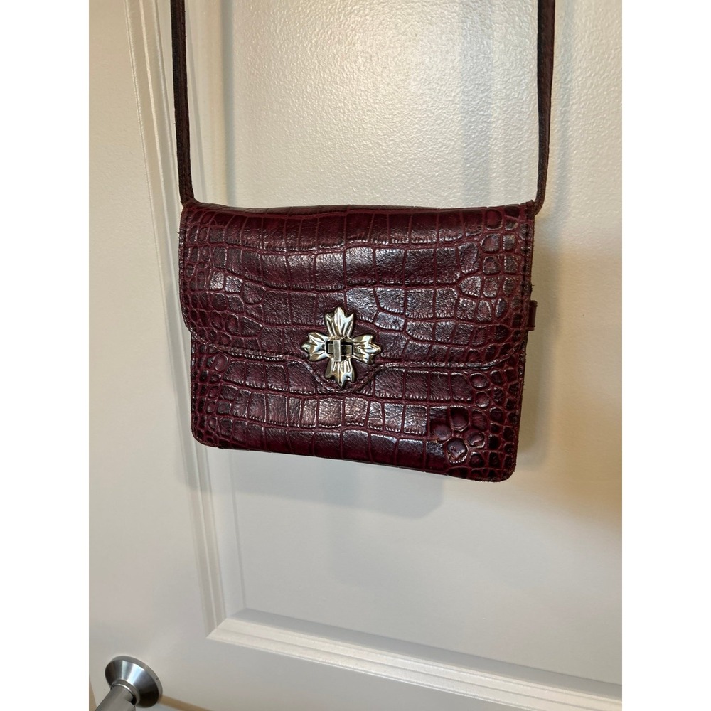 Patricia Nash Leather Oxblood Croc Embossed Crossbody Bag Turn lock Closure